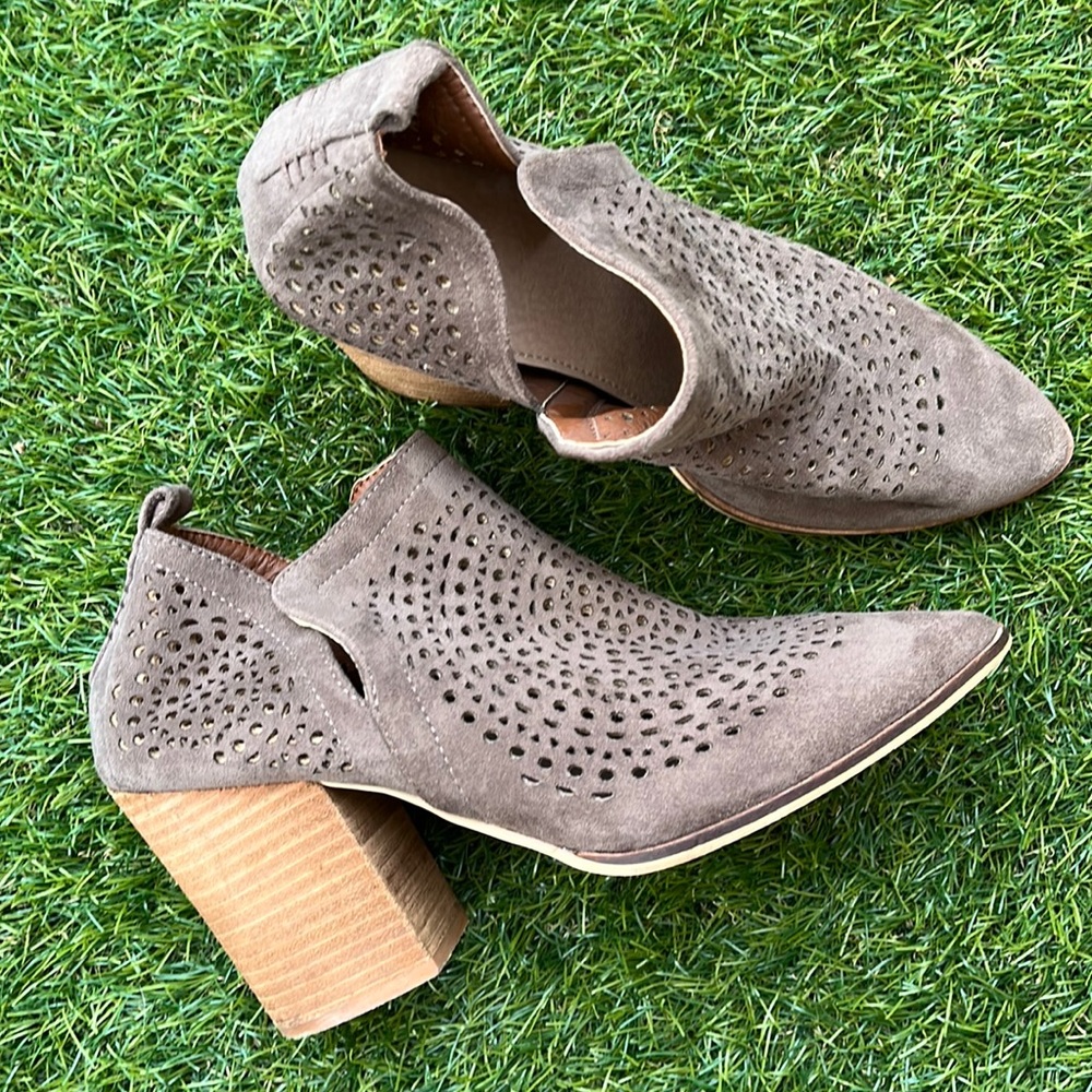Brown boho chunky heeled booties